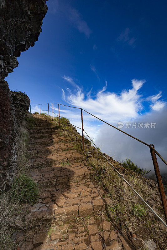 葡萄牙马德拉岛，pico do areeiro山顶的楼梯